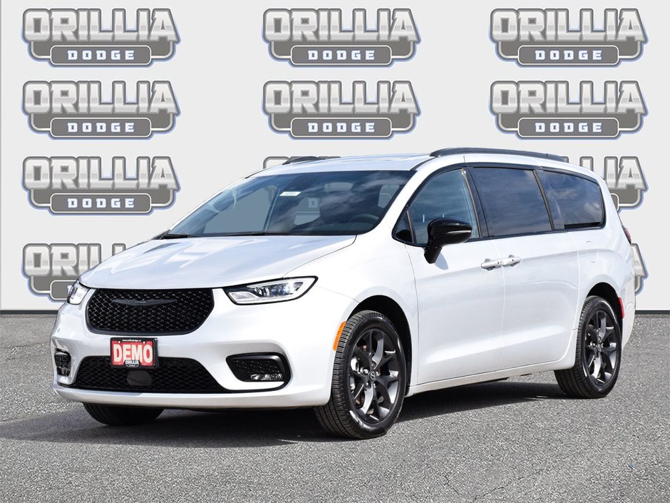 2026 Chrysler Pacifica SELECT AWD-0