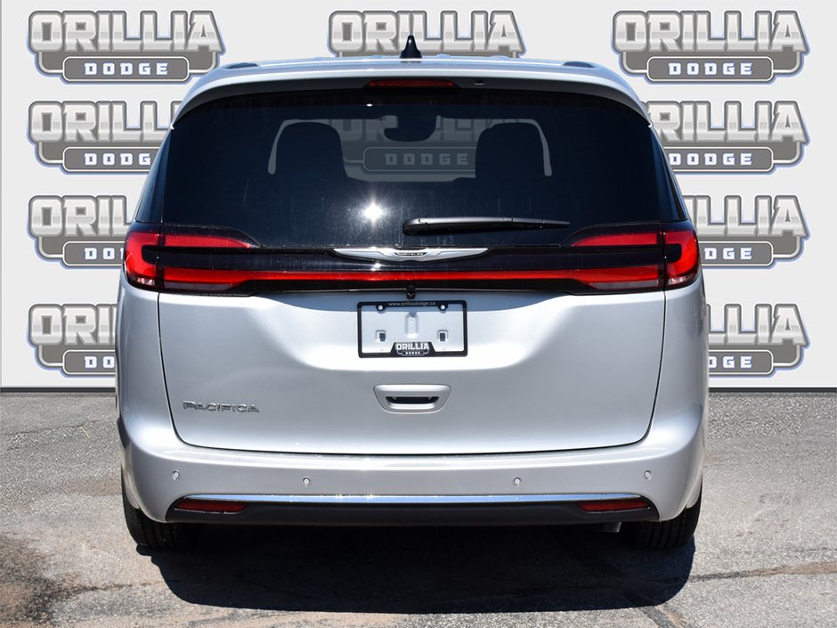 2026 Chrysler Pacifica SELECT-4