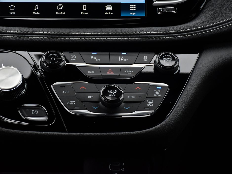 2026 Chrysler Pacifica SELECT-19