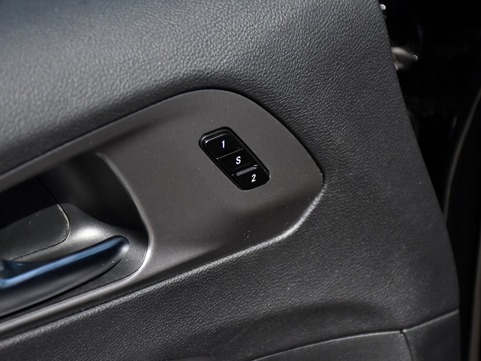 2026 Chrysler Pacifica SELECT-13