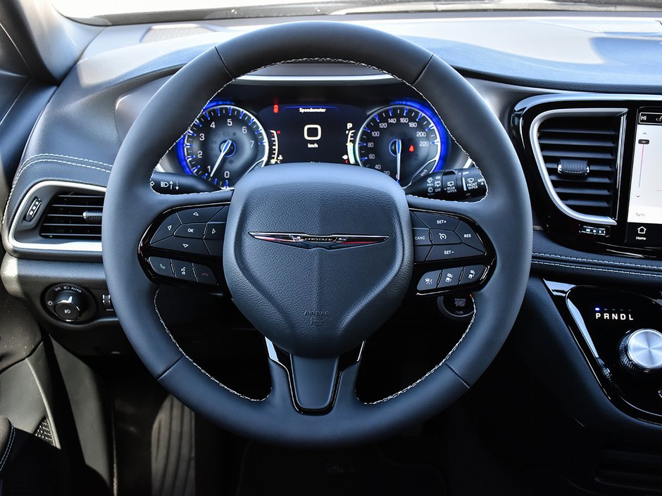 2026 Chrysler Pacifica SELECT-17