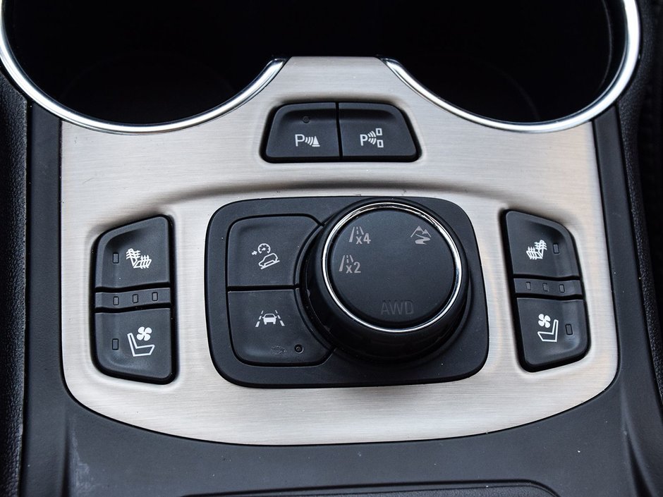 2024 GMC Terrain Denali-26