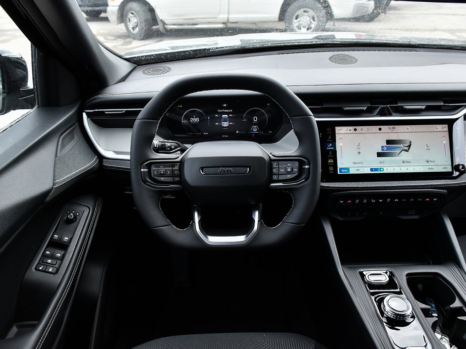 2026 Jeep Cherokee LAREDO-14