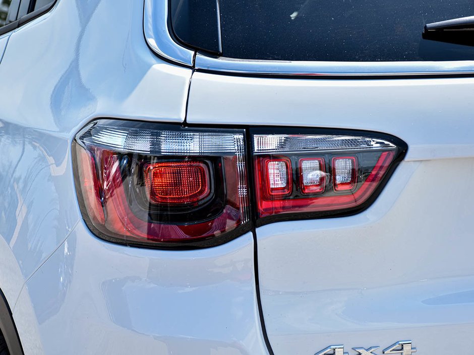 2025 Jeep Compass NORTH-8
