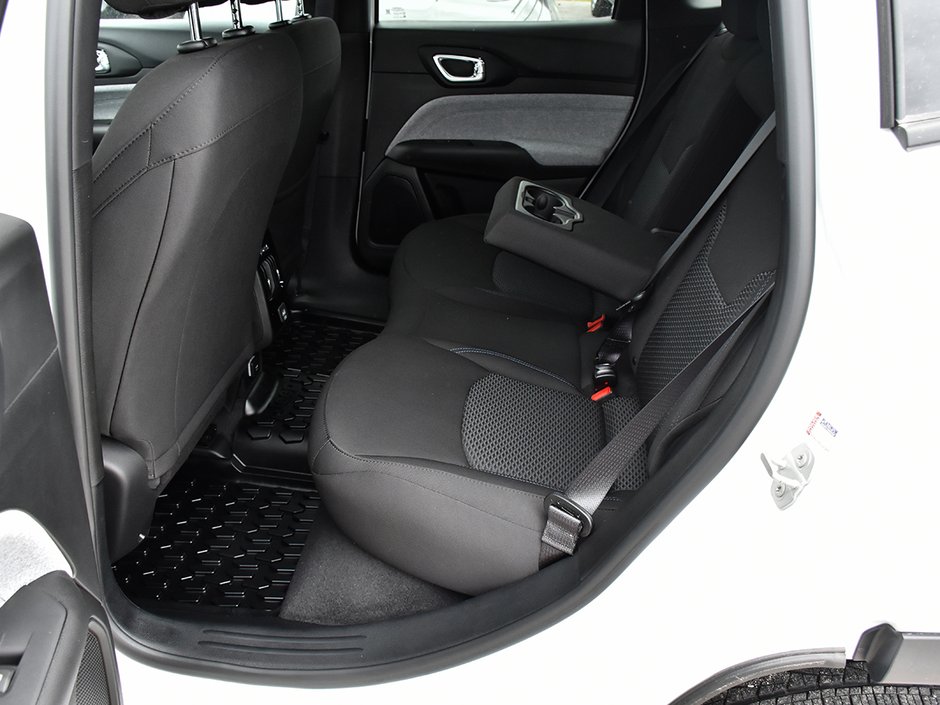 2025 Jeep Compass SPORT-10