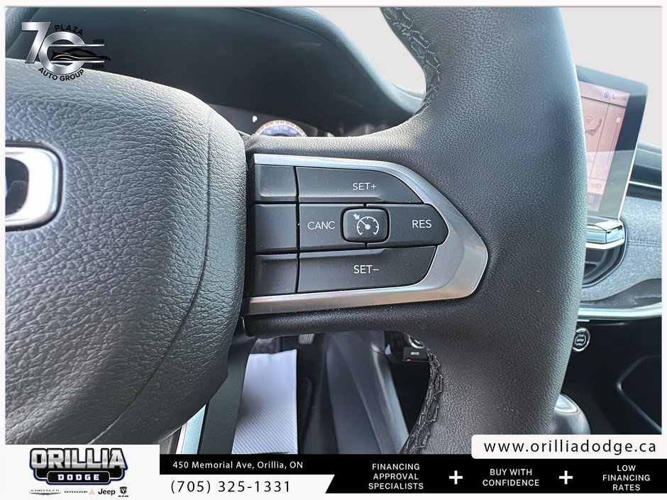 2025 Jeep Compass North-12