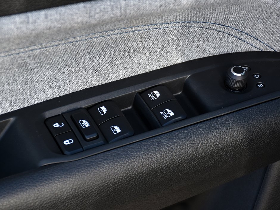 2026 Jeep Compass NORTH-10