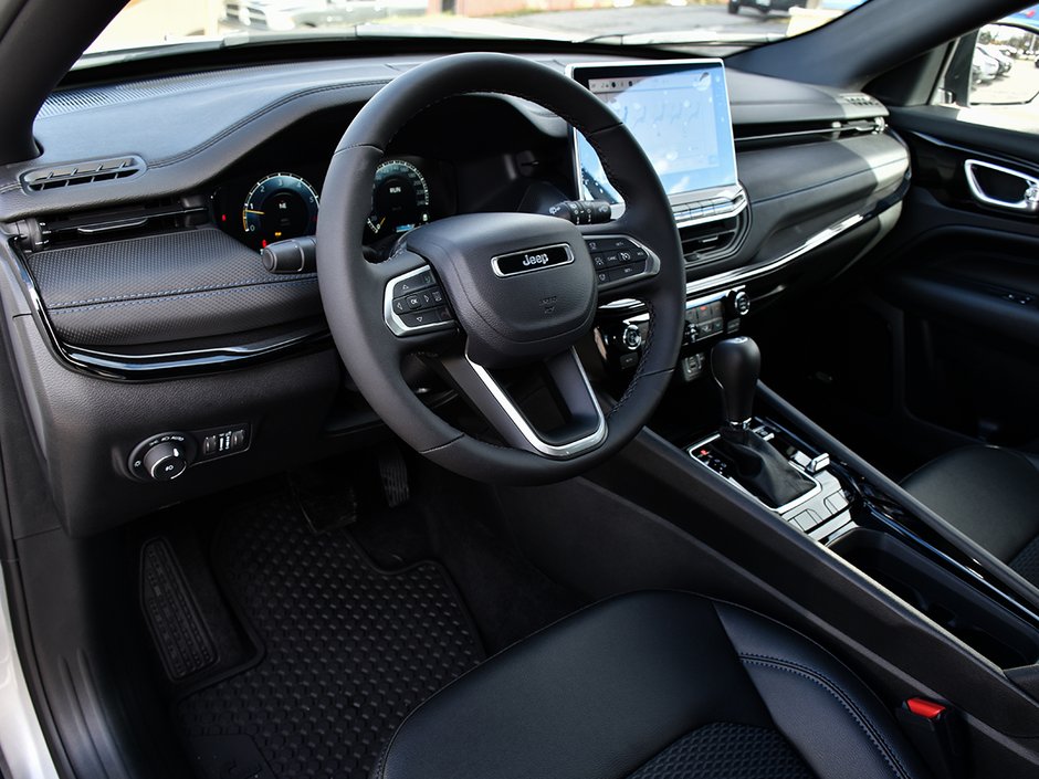 2026 Jeep Compass NORTH-9
