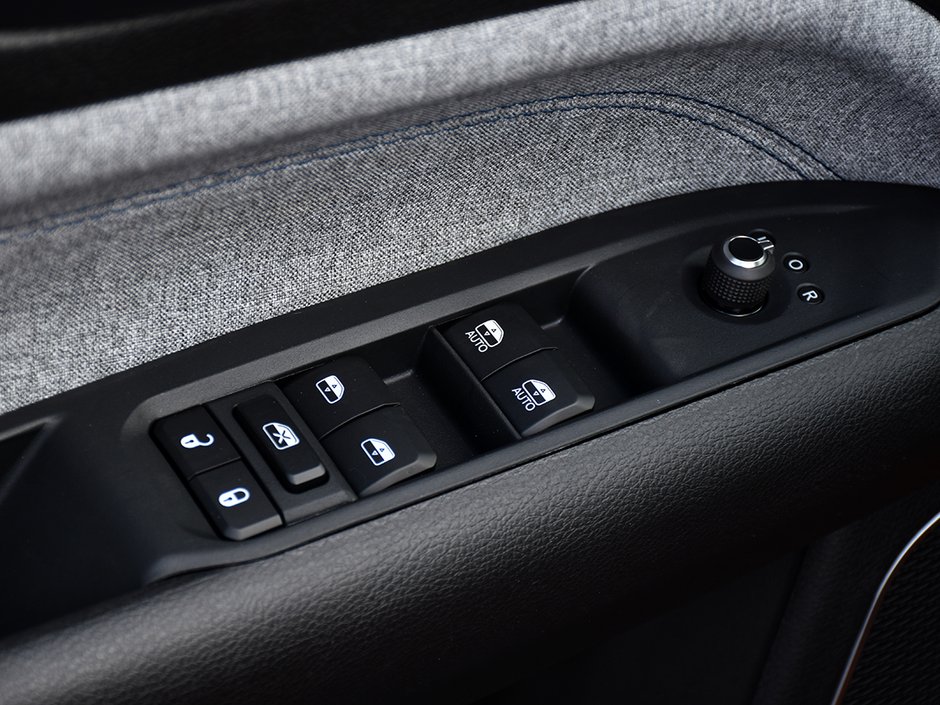 2026 Jeep Compass SPORT-11