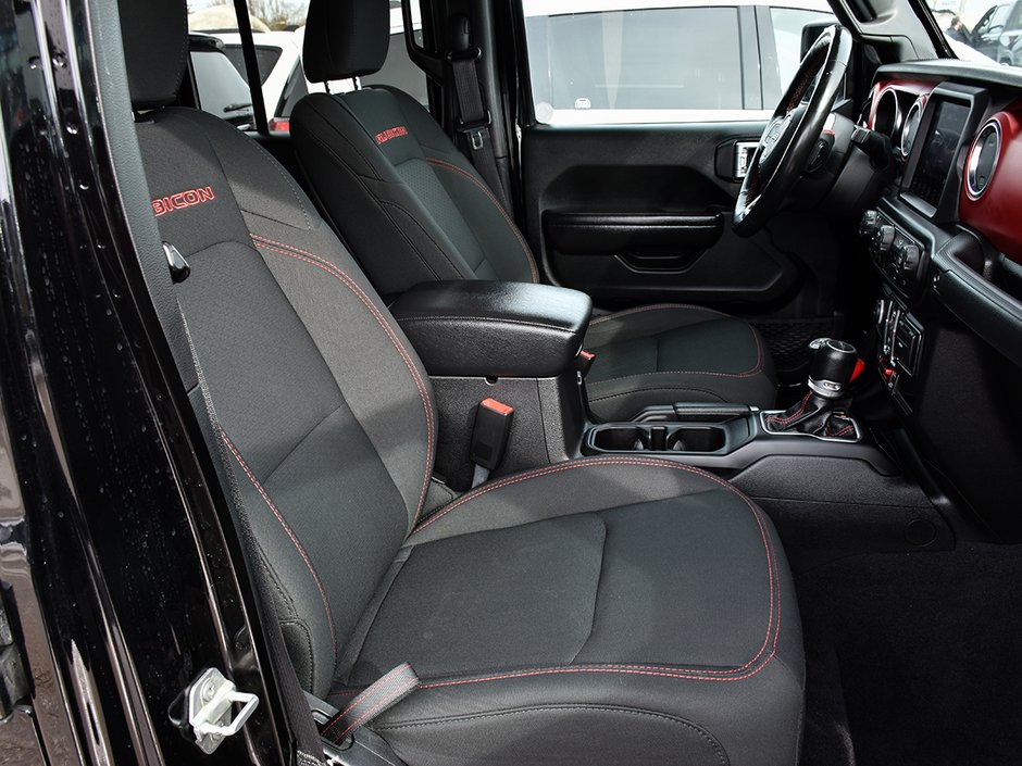 2020 Jeep GLADIATOR RUBICON-25