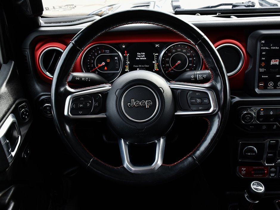 2020 Jeep GLADIATOR RUBICON-15