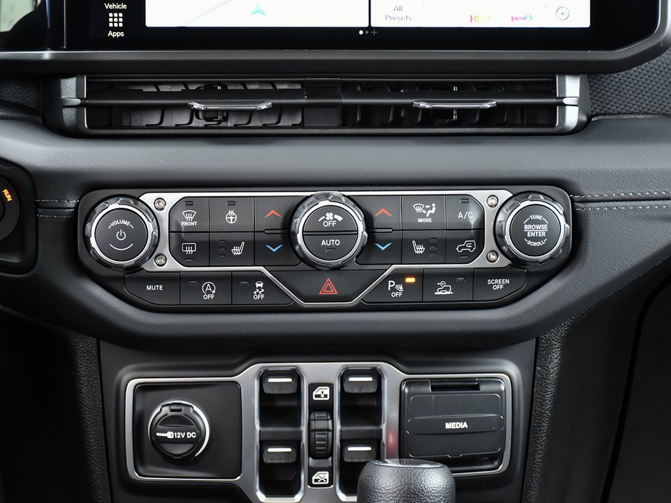 2026 Jeep Gladiator MOJAVE-16