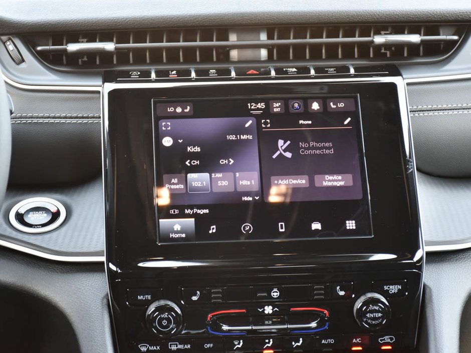 2025 Jeep Grand Cherokee LAREDO ALTITUDE-19