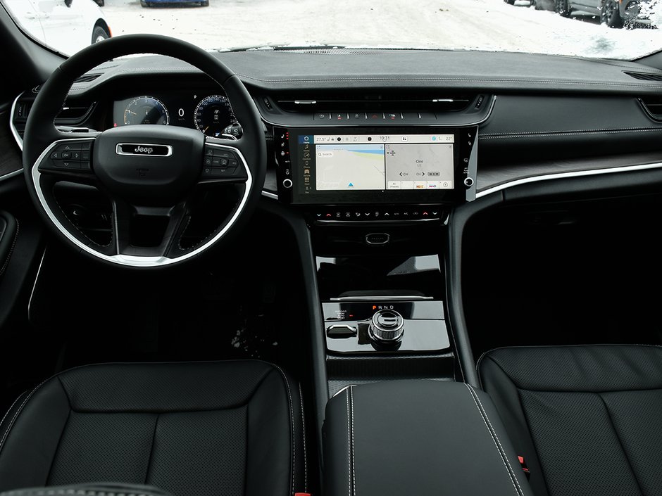 2026 Jeep Grand Cherokee LIMITED RESERVE-12