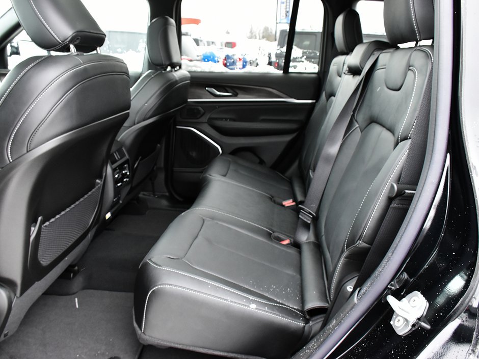 2026 Jeep Grand Cherokee LIMITED RESERVE-11