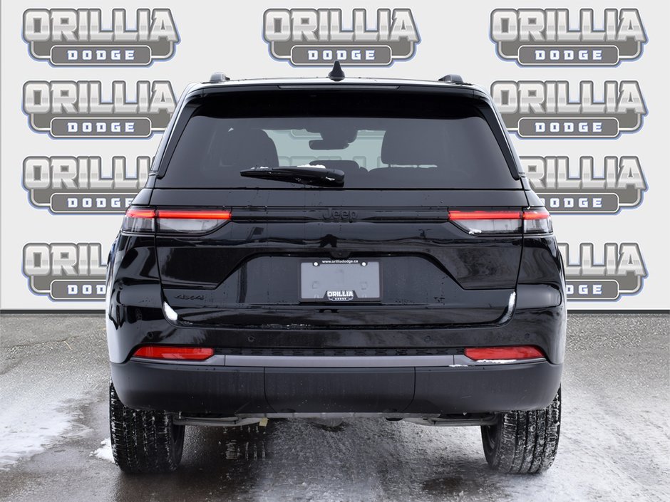 2026 Jeep Grand Cherokee ALTITUDE-4