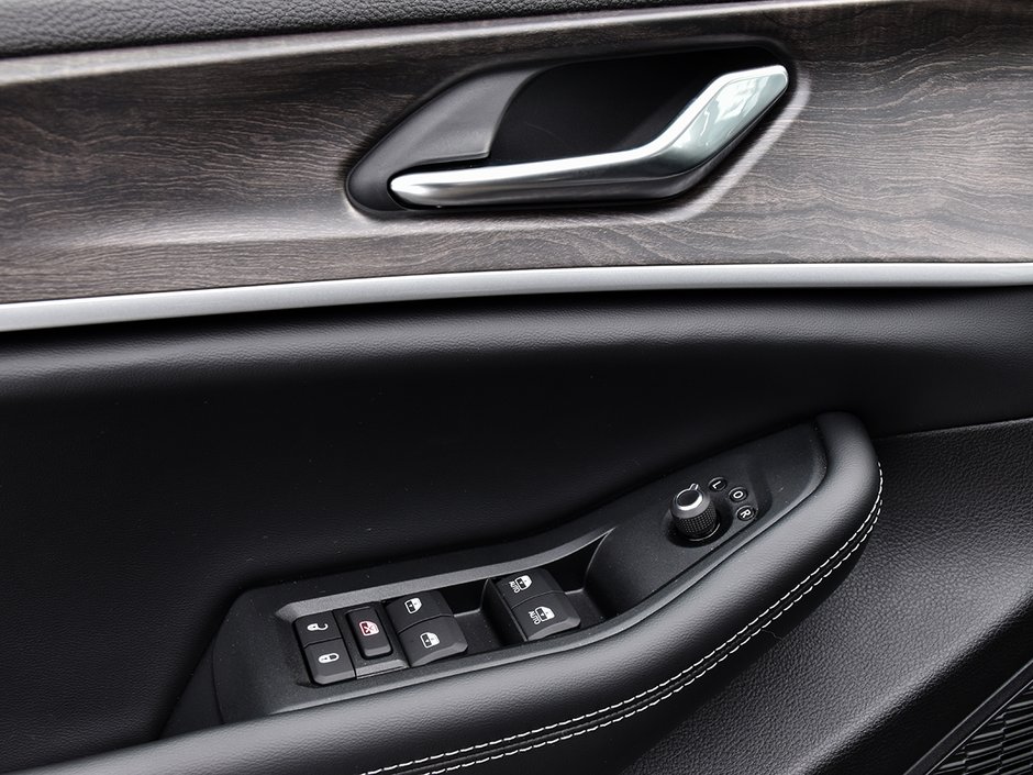 2026 Jeep Grand Cherokee ALTITUDE-12