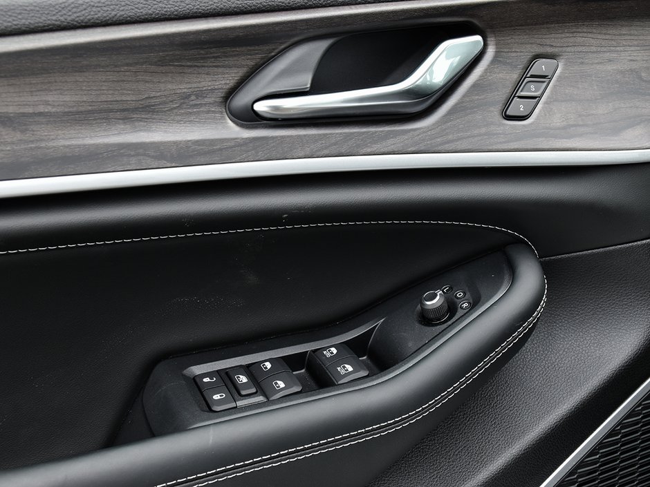 2026 Jeep Grand Cherokee LIMITED RESERVE-12