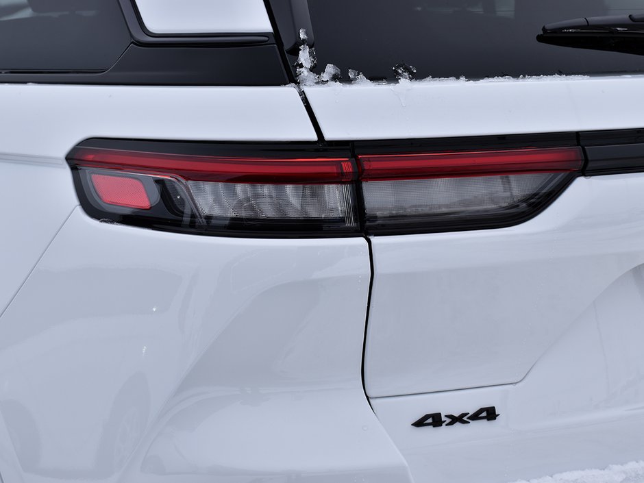 2026 Jeep Grand Cherokee LIMITED RESERVE-6