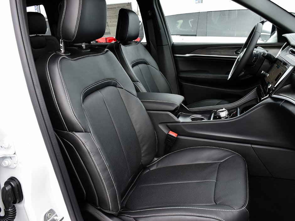 2026 Jeep Grand Cherokee LIMITED RESERVE-25