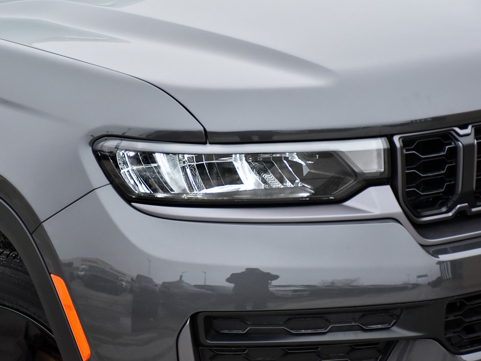 2026 Jeep Grand Cherokee ALTITUDE-6