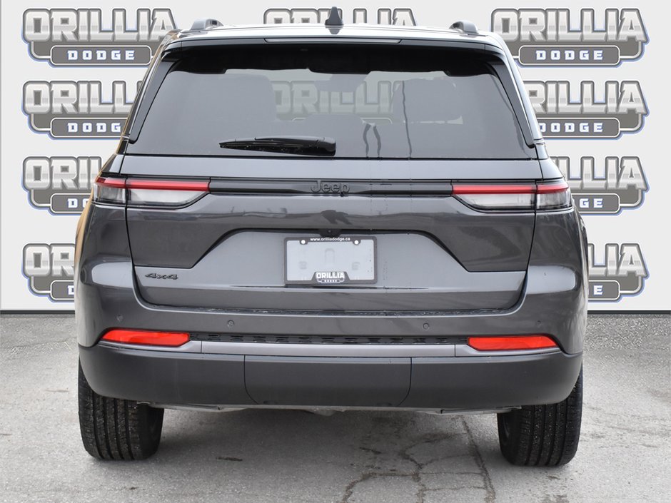 2026 Jeep Grand Cherokee ALTITUDE-4