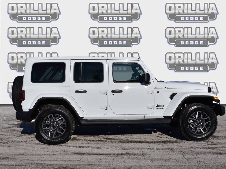 2025 Jeep Wrangler 4-Door SAHARA-2