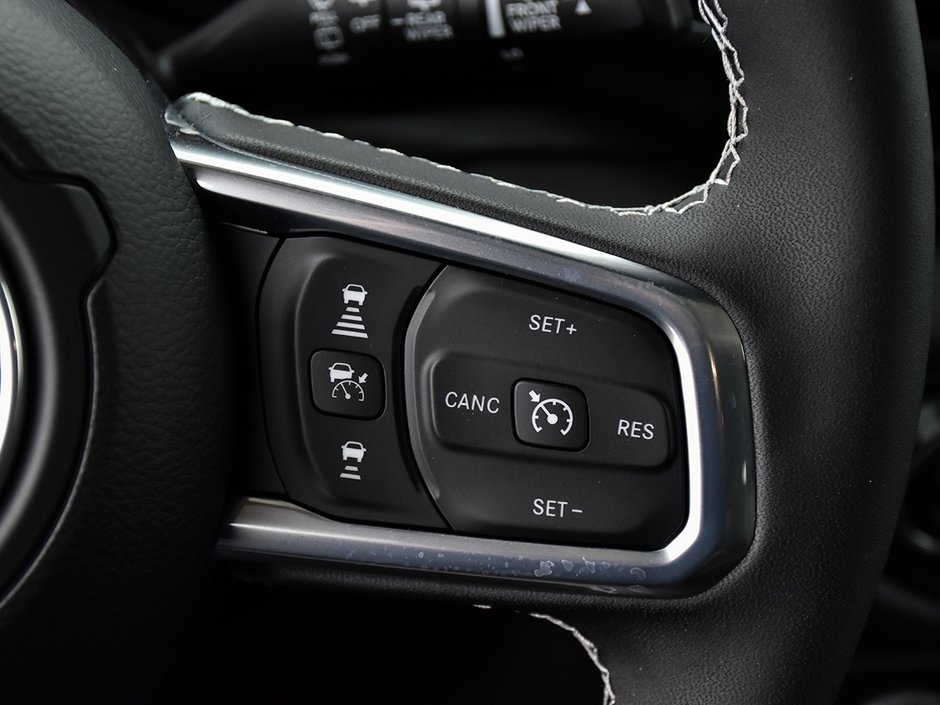2025 Jeep WRANGLER SAHARA-14