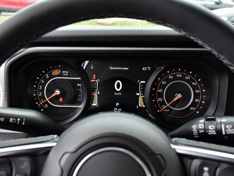 2025 Jeep WRANGLER SAHARA-18