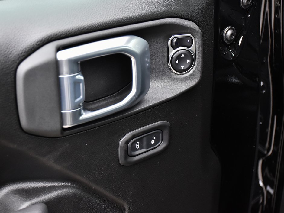 2026 Jeep Wrangler 4-Door WILLYS-9