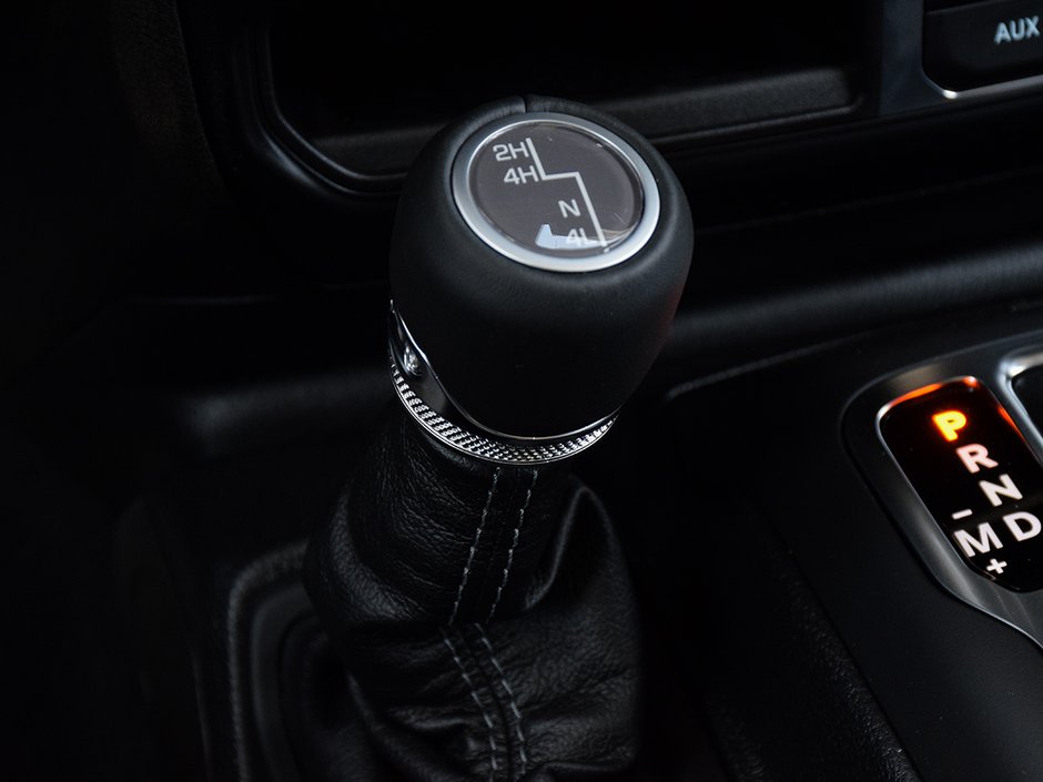 2026 Jeep Wrangler 4-Door SAHARA-24