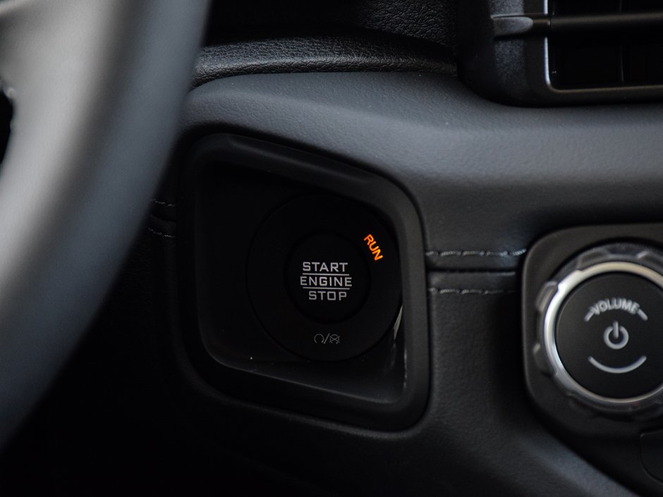 2026 Jeep Wrangler 4-Door SAHARA-20