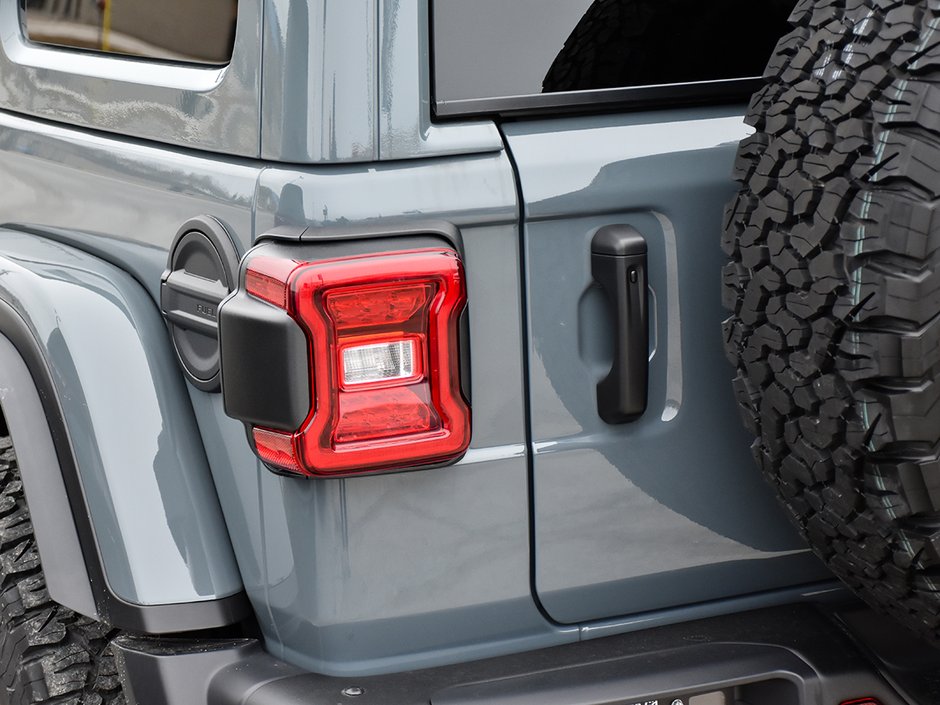 2026 Jeep Wrangler 4-Door RUBICON X-8