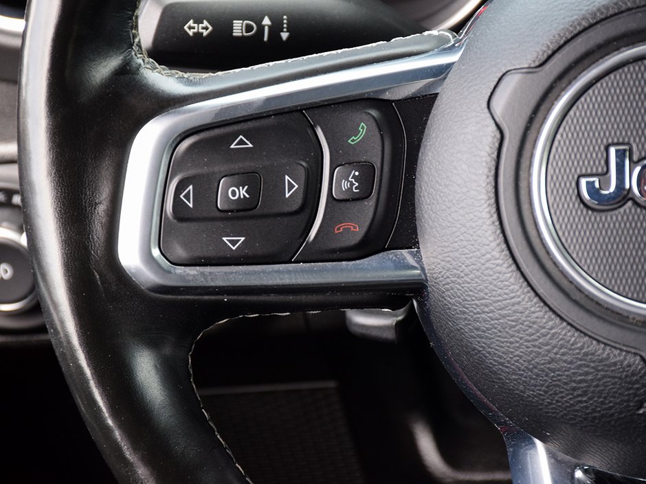 2021 Jeep WRANGLER UNLIMITED SAHARA-14