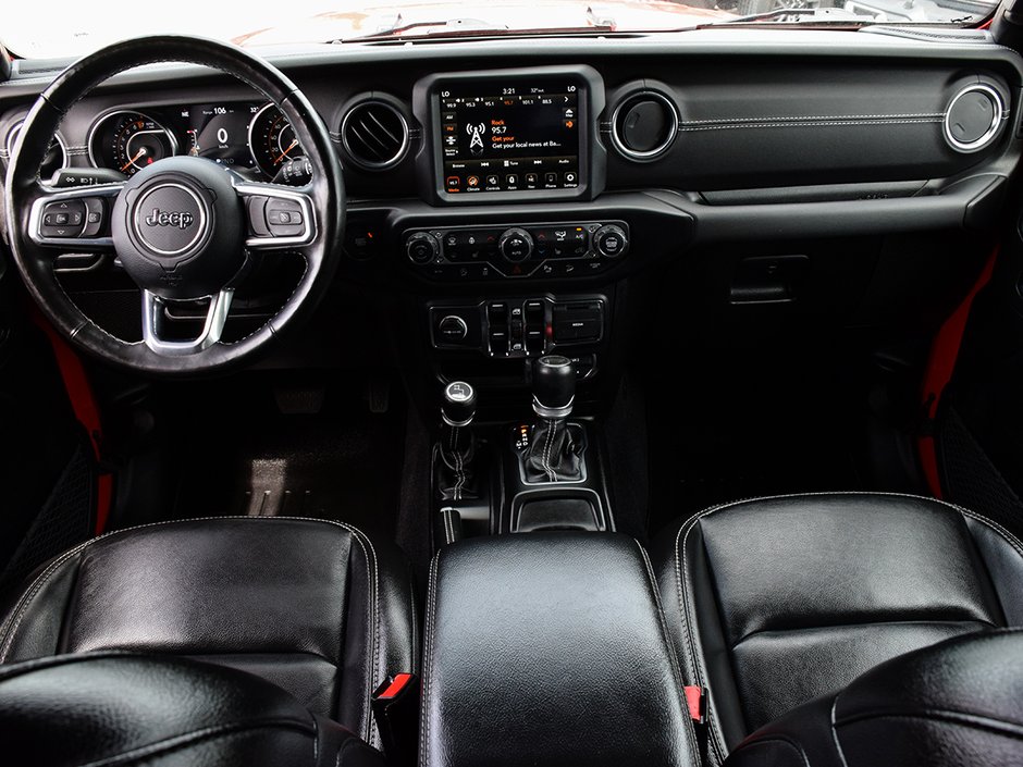 2021 Jeep WRANGLER UNLIMITED SAHARA-12