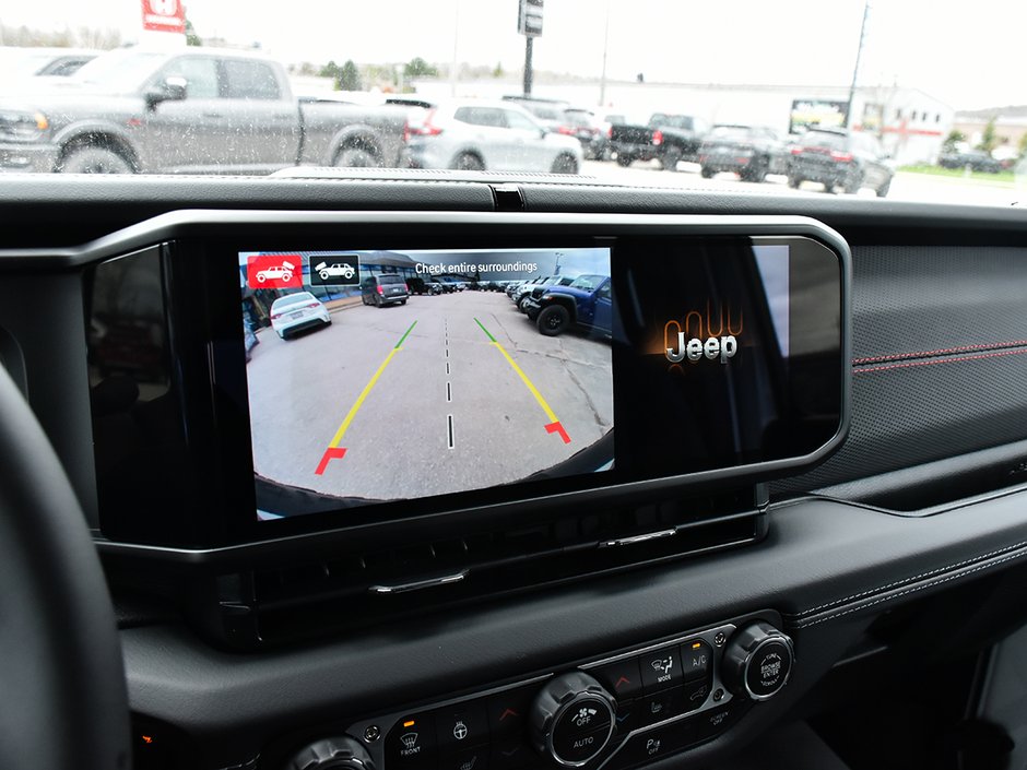 2025 Jeep Wrangler 4-Door RUBICON-17