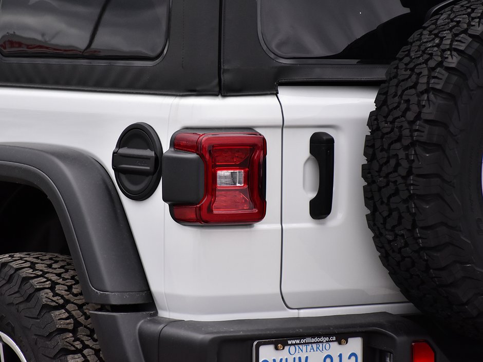 2025 Jeep Wrangler 4-Door RUBICON-5