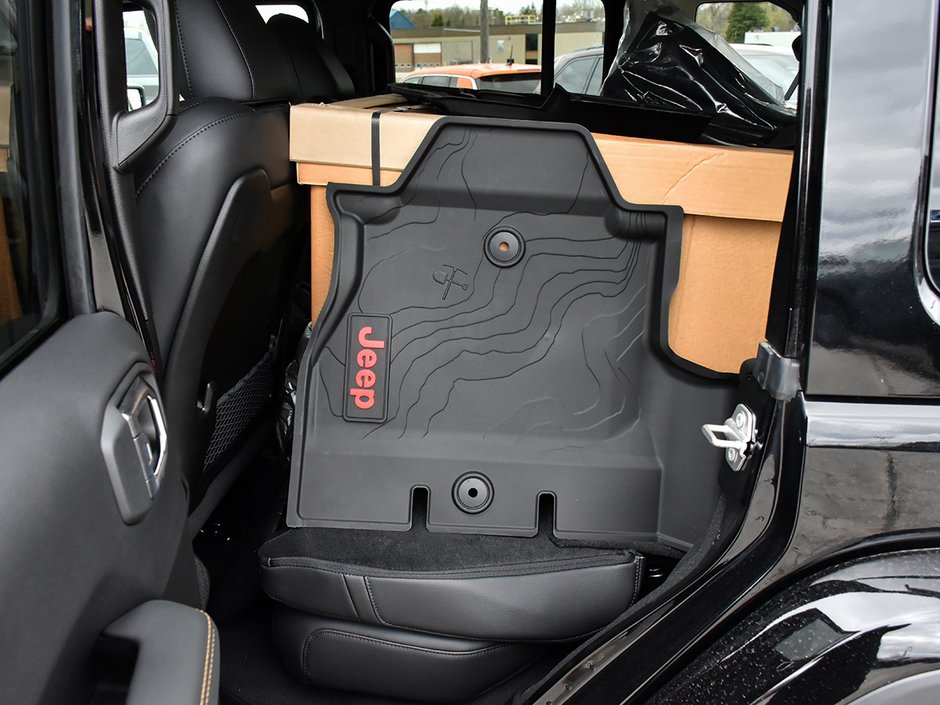 2025 Jeep WRANGLER SPORT S-11
