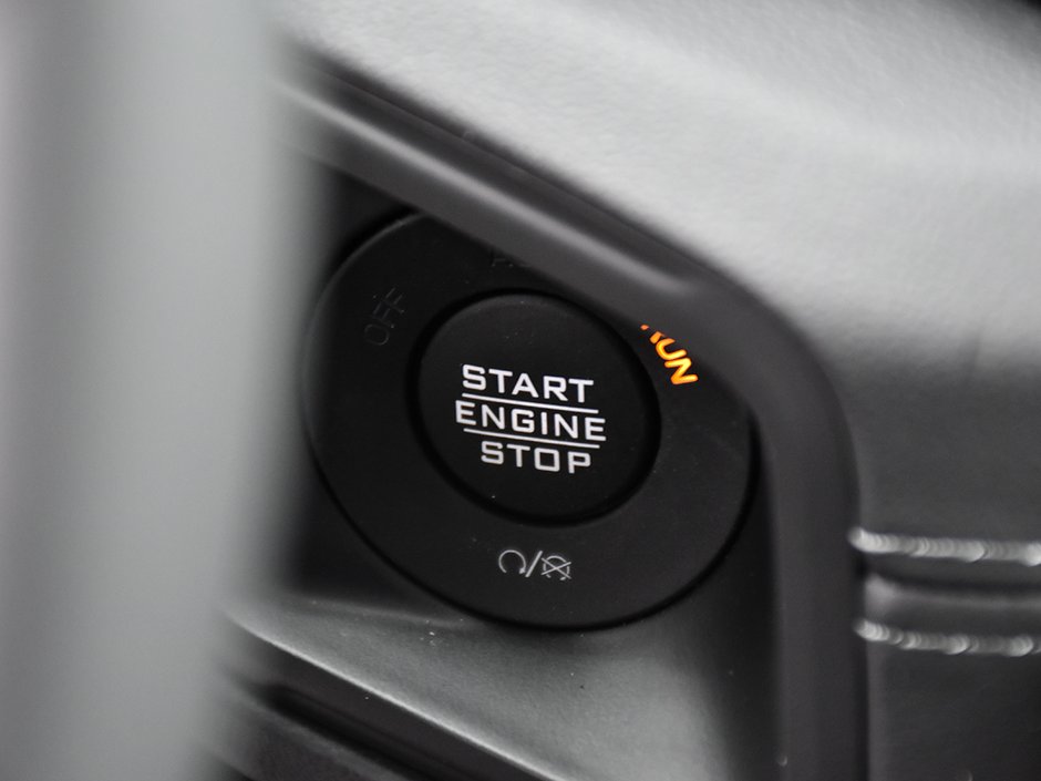 2025 Jeep WRANGLER SPORT S-21