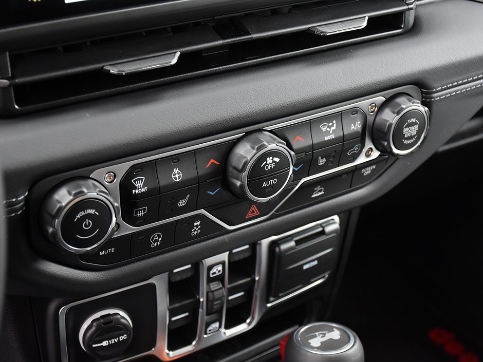 2025 Jeep WRANGLER SPORT S-17