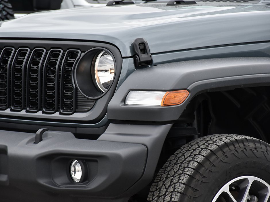 2025 Jeep WRANGLER SPORT S-4