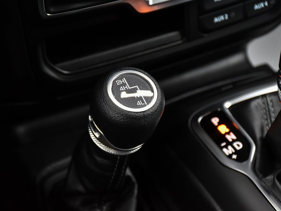 2025 Jeep WRANGLER SPORT S-20