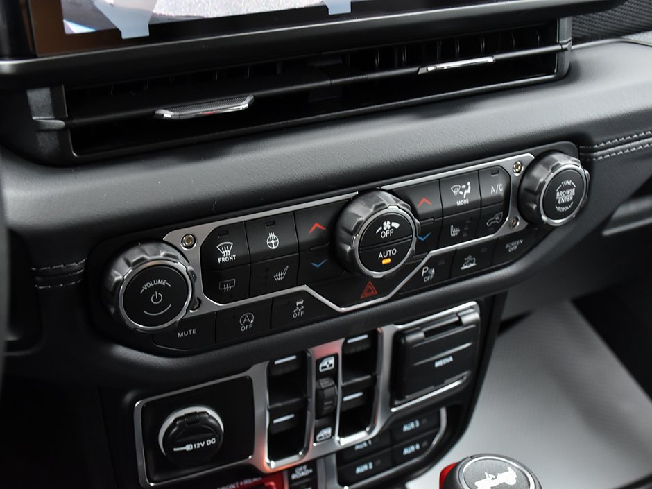 2026 Jeep Wrangler 4-Door RUBICON-17