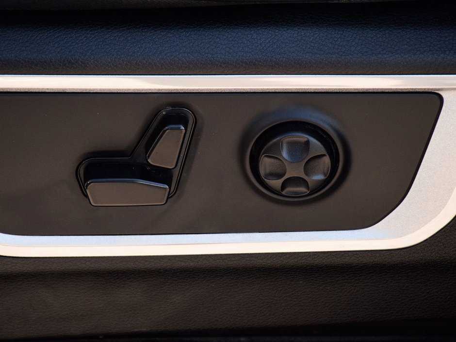 2020 Ram 1500 Laramie-11