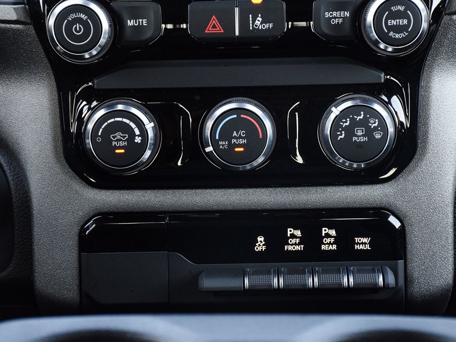 2025 Ram 1500 Warlock-19