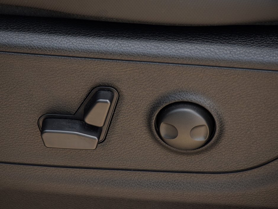 2026 Ram 1500 SPORT-24