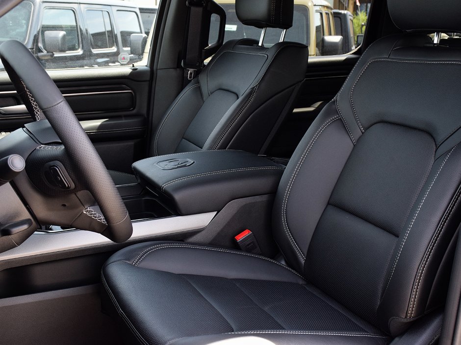2026 Ram 1500 SPORT-10