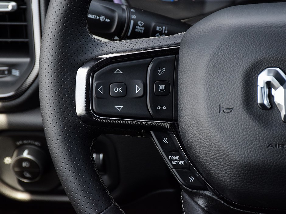 2026 Ram 1500 SPORT-14