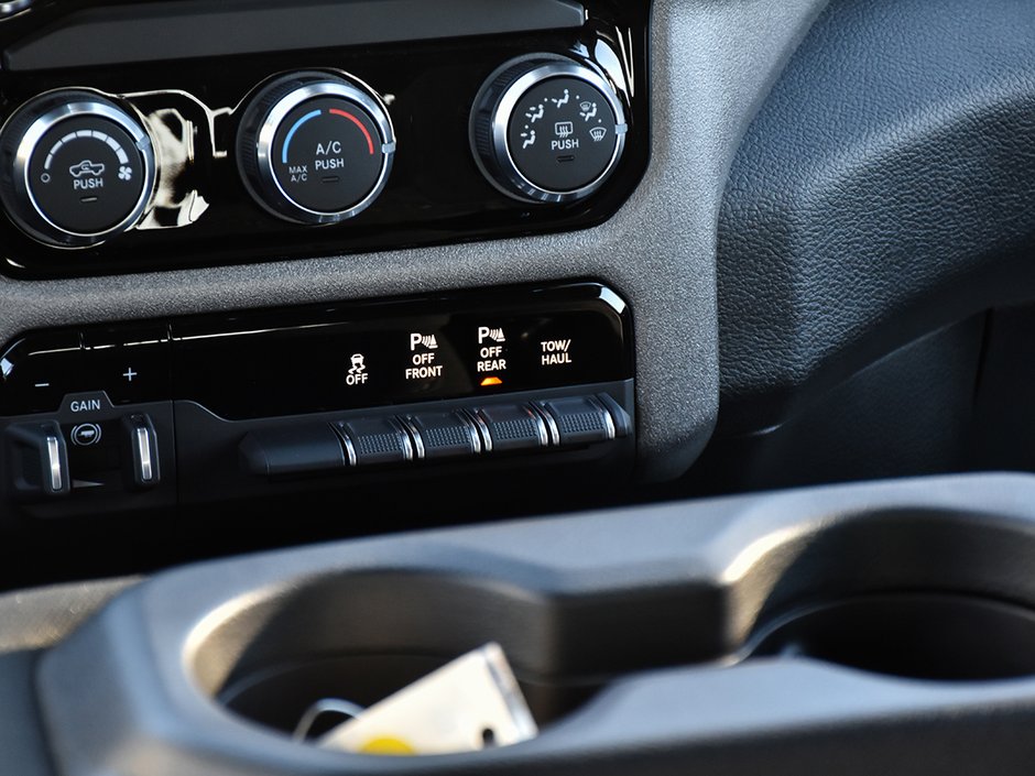 2026 Ram 1500 WARLOCK-19