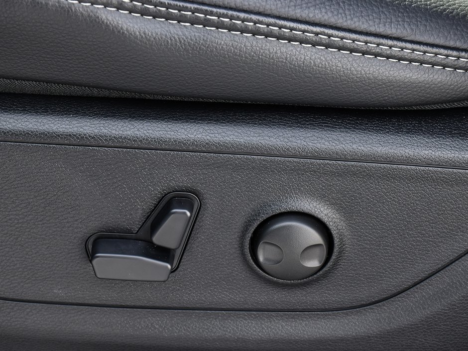 2026 Ram 1500 SPORT-11